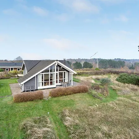 Casa vacanze Bosilka - 75m From The Sea By Interhome